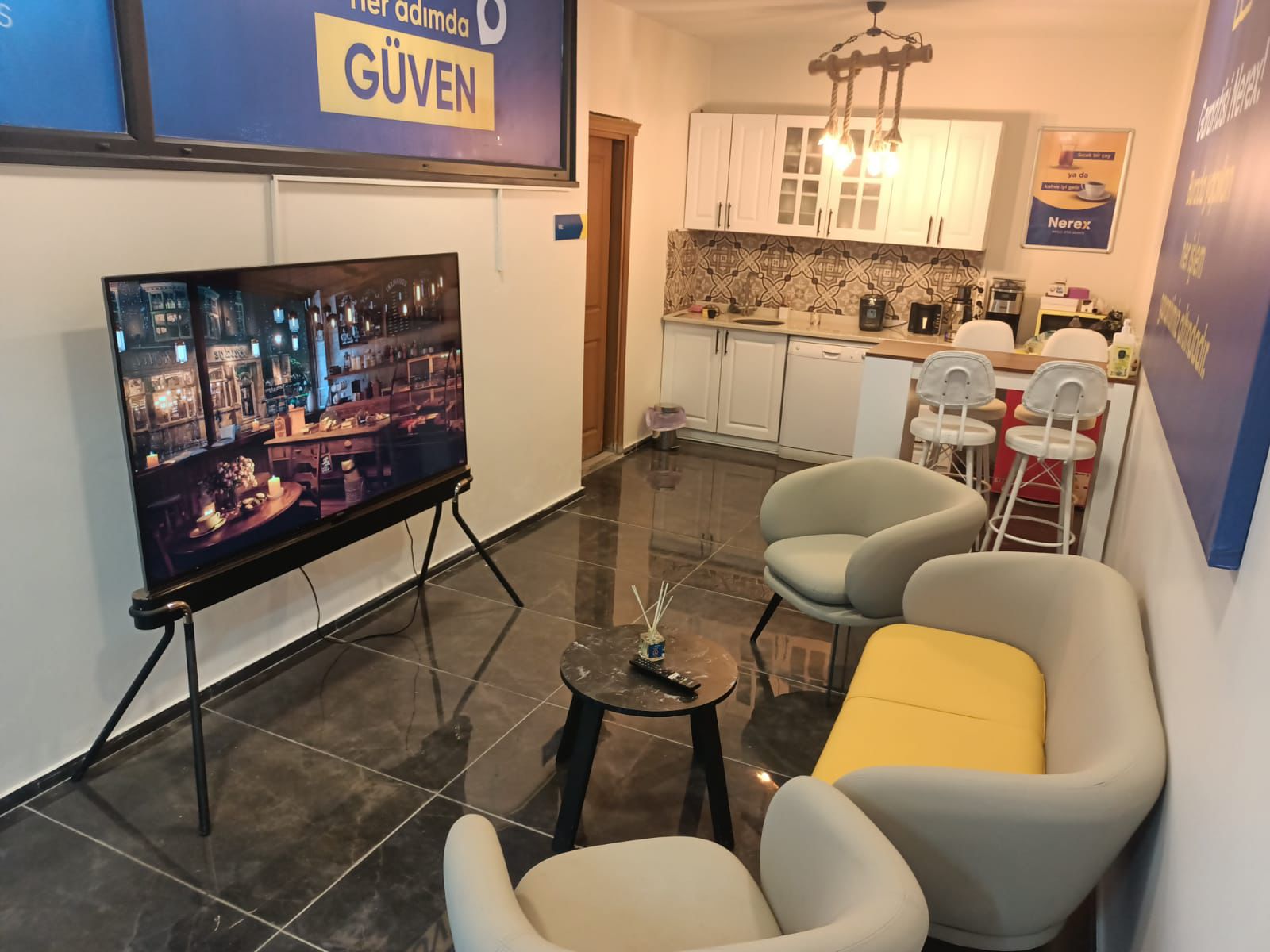 Müşteri Bekleme Salonu